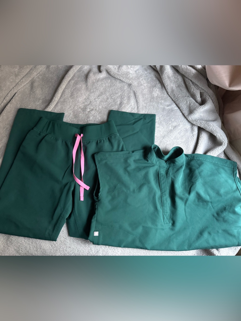 Figs Forest Green Set